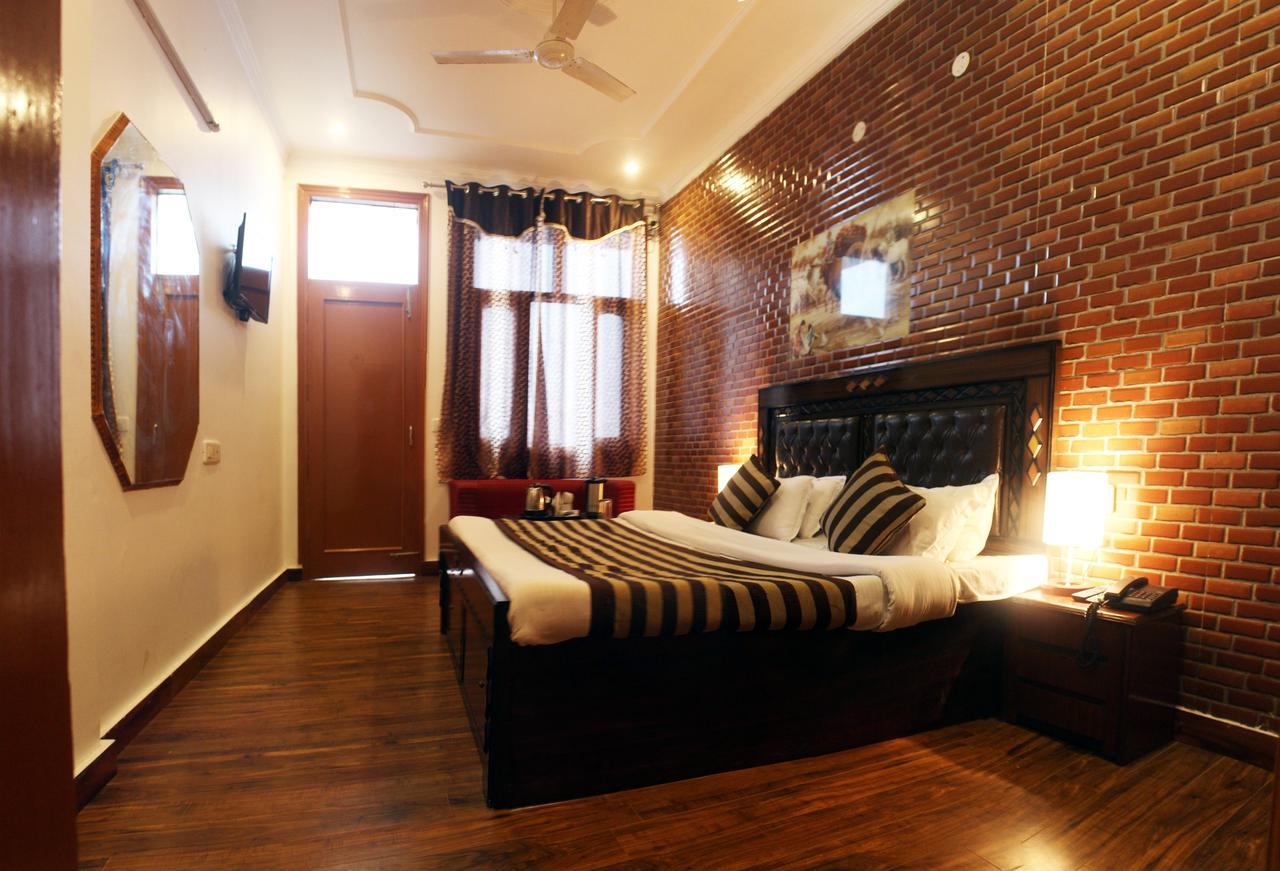Divyansh Hotel Dharamshala Luaran gambar