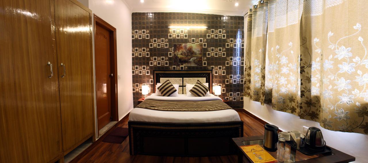 Divyansh Hotel Dharamshala Luaran gambar