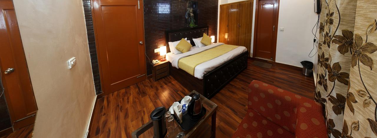Divyansh Hotel Dharamshala Luaran gambar